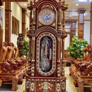 ĐỒNG HỒ THÁP TỨ TRỤ