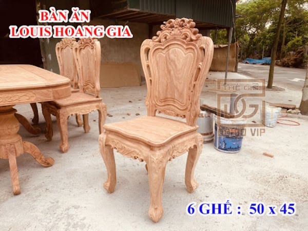 Hoa văn, họa tiết trên ghế được đục chạm thủ công hoàn toàn