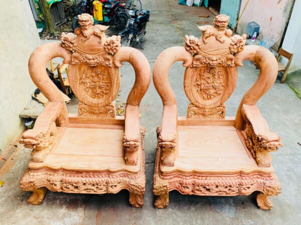 QUỐC NGHÊ BẢO ĐỈNH 6 MÓN CỘT 12 CHÂN 12  - GỖ HƯƠNG ĐÁ