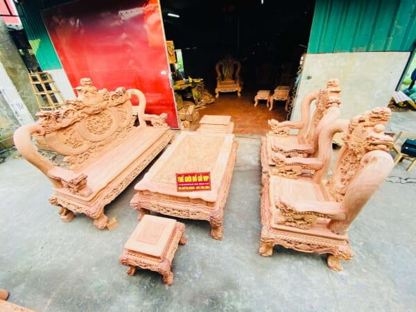 QUỐC NGHÊ BẢO ĐỈNH 6 MÓN CỘT 12 CHÂN 12  - GỖ HƯƠNG ĐÁ