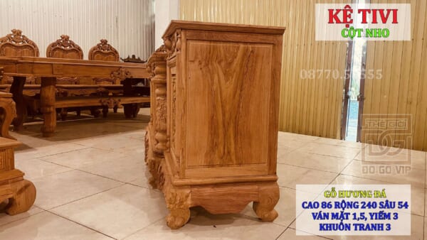 KỆ TIVI CỘT NHO - GỖ HƯƠNG ĐÁ