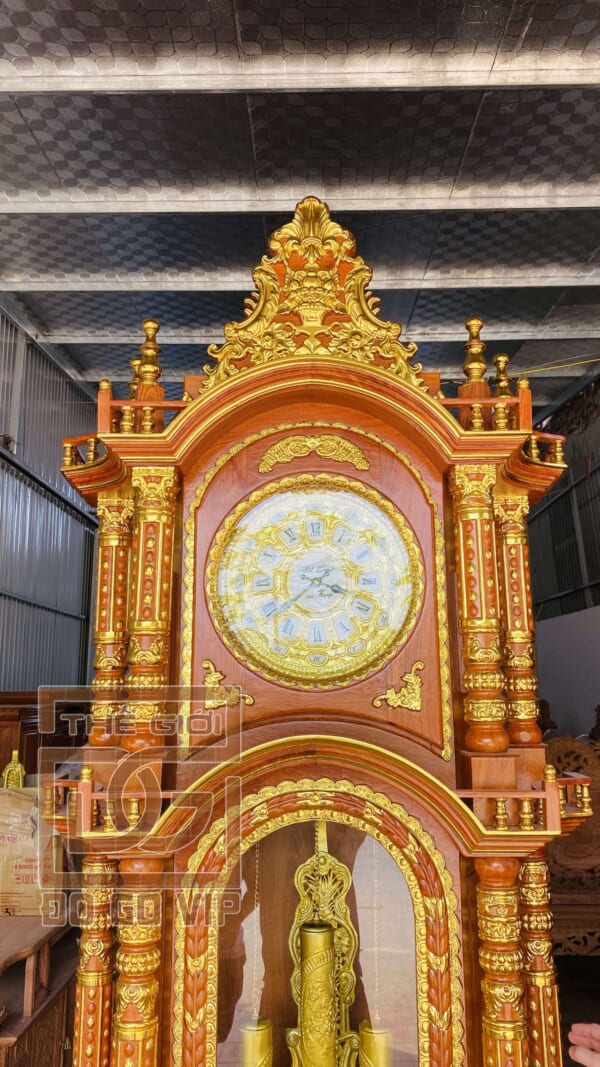 ĐỒNG HỒ THÁP TỨ TRỤ
