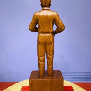 Tượng Gỗ Bác Giáp
