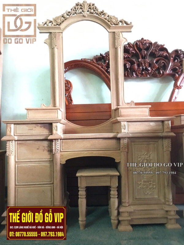 BÀN PHẤN - TRANG ĐIỂM HÌNH VÒM