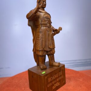 Tượng Gỗ Vua Quang Trung