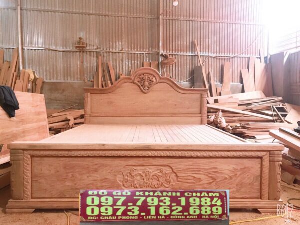 GIƯỜNG NGỦ MẪU TRƠN VÉN HOA LÁ TÂY