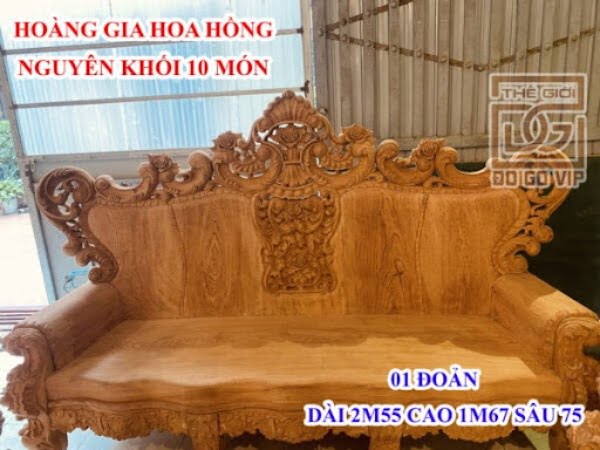 Những đường nét uyển chuyển tinh tế trên bộ bàn ghế hoàng gia 10 món