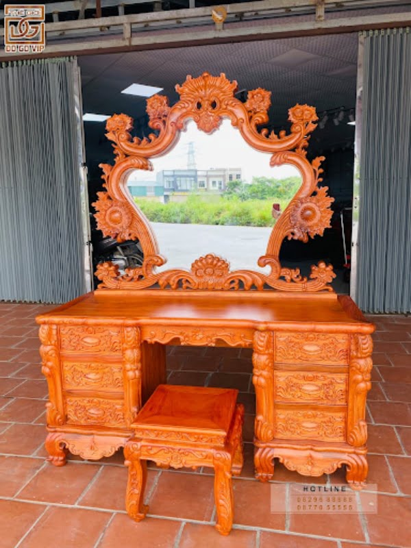Bàn phấn được thiết kế rất đa dạng về kiểu dáng
