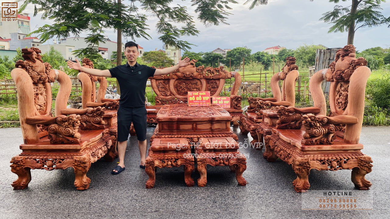 QUỐC NGHÊ BẢO ĐỈNH CỘT 16 - GỖ HƯƠNG ĐÁ