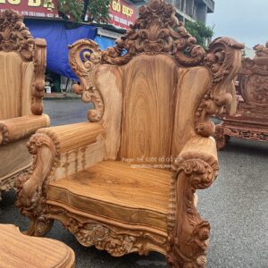 HOÀNG GIA HOA HỒNG - GÕ ĐỎ NGUYÊN KHỐI