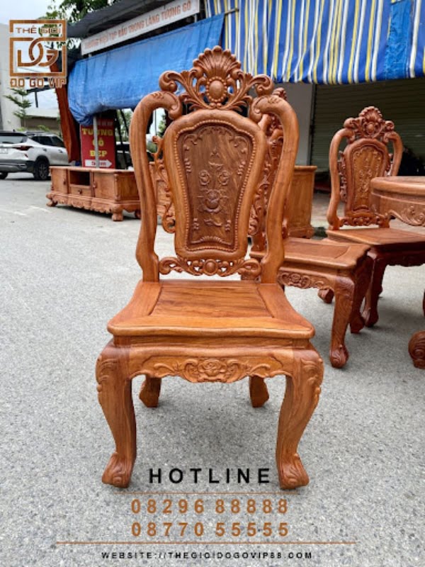 Bộ bàn ăn tròn 8 ghế gỗ hương đá có độ bền vượt trội
