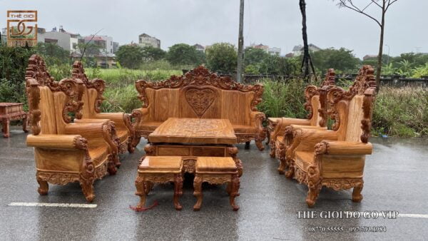 HOÀNG GIA HOA HỒNG - GÕ ĐỎ NGUYÊN KHỐI