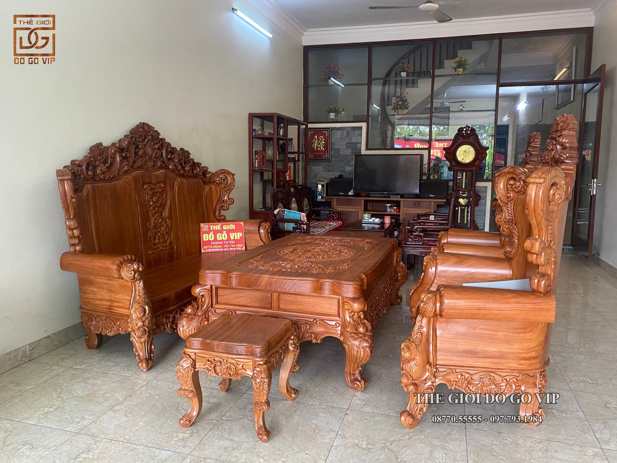 10/12 Bàn giao bộ Hoàng Gia Nguyên Khối - Gỗ Gõ Đỏ đẹp mỹ mãn cho Chú Sỹ ở Thành Phố Từ Sơn - Bắc Ninh