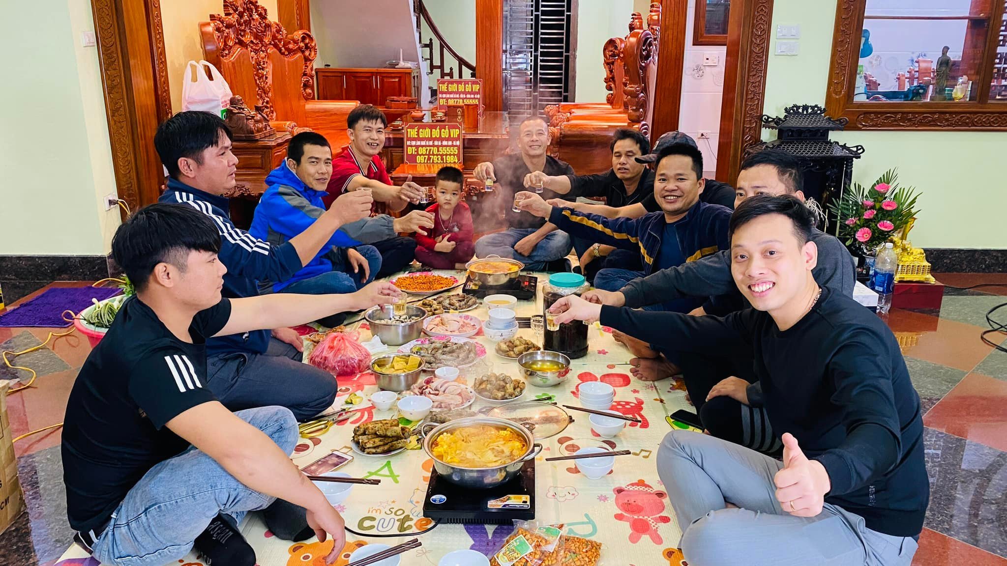 13/12 THẾ GIỚI ĐỒ GỖ VIP | Bàn Giao Bộ Bàn Ghế Hoàng Gia Nguyên Khối Và Cái Kết " SAY MẤT NGƯỜI " Tại THÁI BÌNH