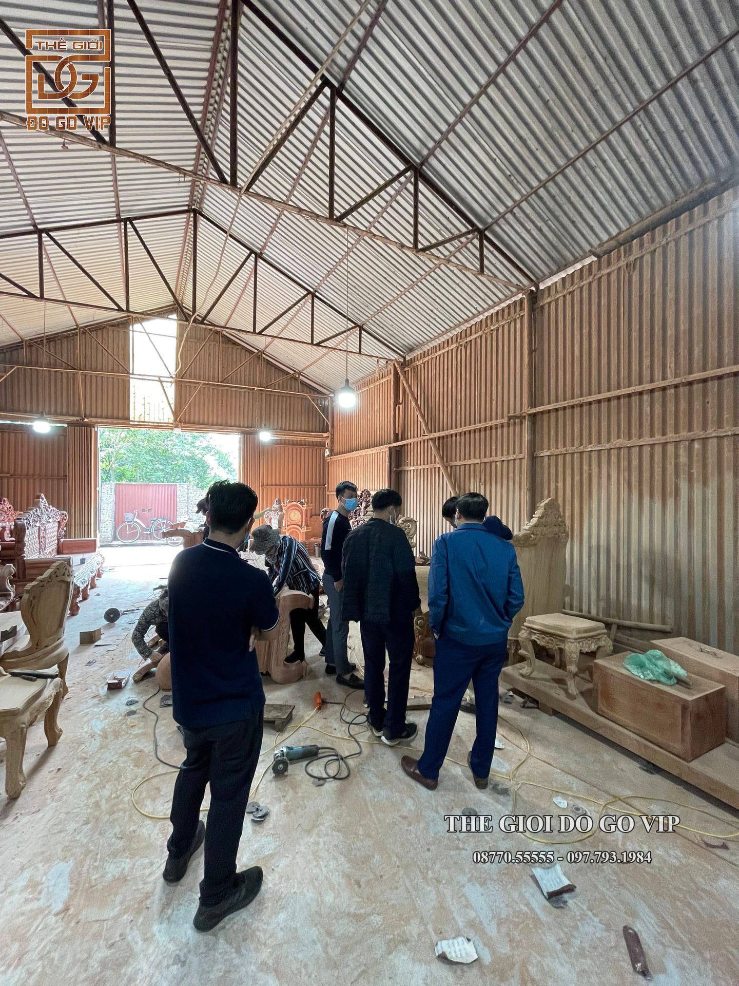 Đầu tuần khách về cửa hàng tham quan trực tiếp cơ sở sản xuất 13/12