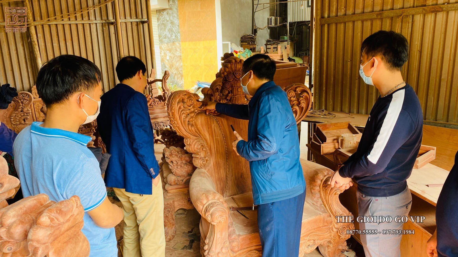 Đầu tuần khách về cửa hàng tham quan trực tiếp cơ sở sản xuất 13/12