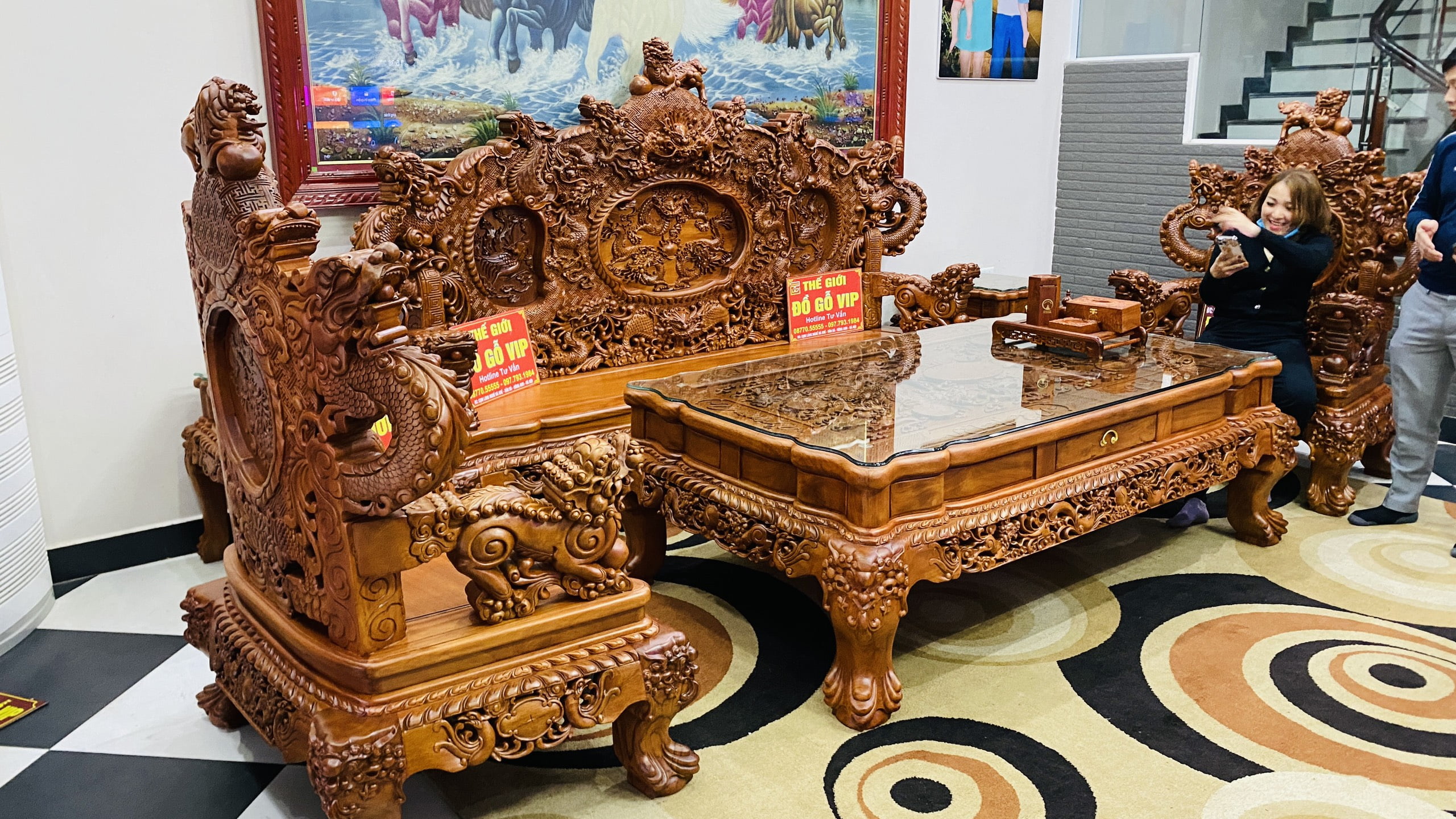 [ 29/12 Phòng khách và rồng đỉnh Cảm ơn a Phúc chị Thu - tại Hoà Bình ]