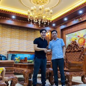 HOÀNG GIA HOA HỒNG VÁCH LONG- HƯƠNG ĐÁ BỘ NHỎ