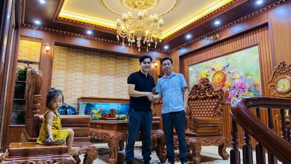 HOÀNG GIA HOA HỒNG VÁCH LONG- HƯƠNG ĐÁ BỘ NHỎ