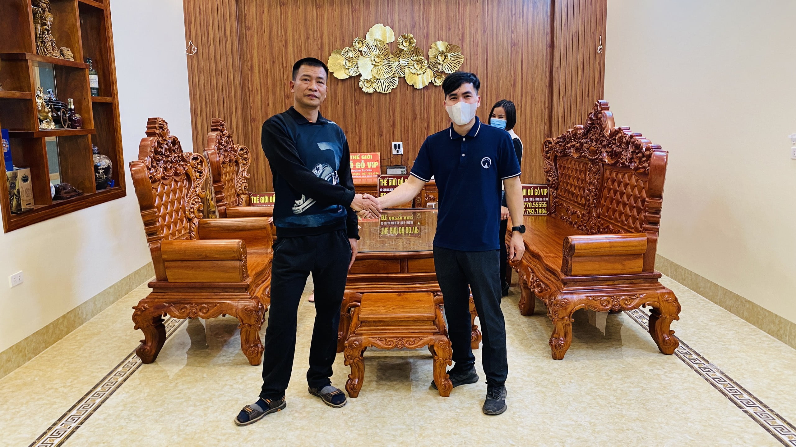 [ 3/1 Bàn giao khuya muộn cho a Tùng- Chị Phương]