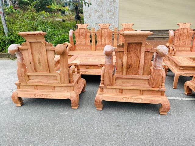 Những lý do bạn nên sở hữu ngay bộ bàn ghế Tần Thủy Hoàng sang trọng cho phòng khách nhà mình