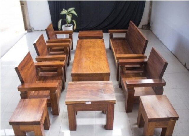 Bàn ghế gỗ nguyên khối Nhật lùn đẹp