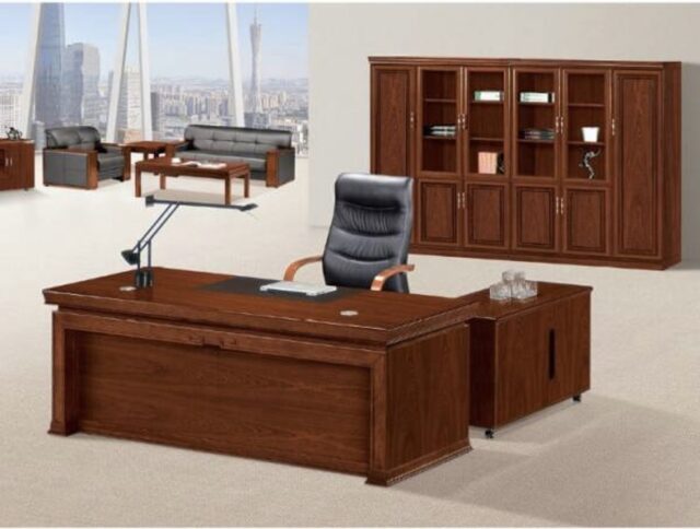 Bàn giám đốc gỗ đơn giản, sang trọng