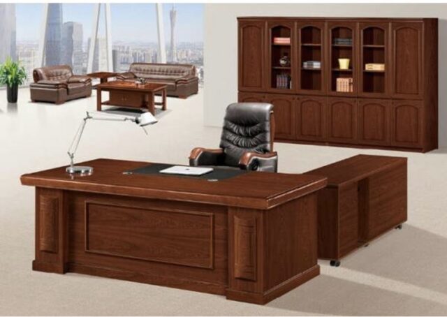 Bàn giám đốc gỗ tự nhiên sang trọng