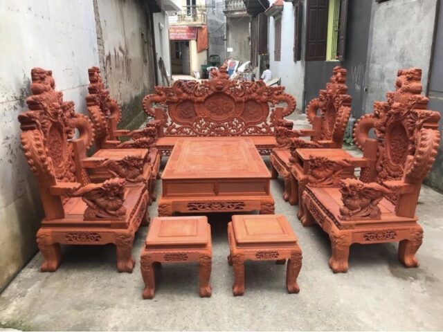 Bộ bàn ghế rồng đỉnh gỗ hương đỏ cao cấp, sang trọng