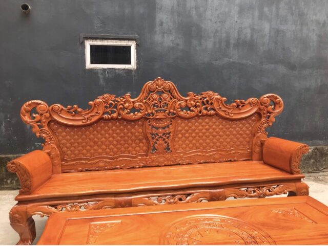 Bộ ghế gỗ hoàng gia cao cấp, được ưa chuộng trên thị trường