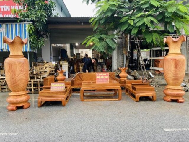Bộ sofa gỗ gõ đỏ của đơn vị thiết kế đồ gỗ VIP làm ra