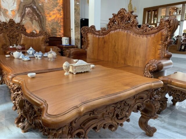 Mẫu bàn ghế hoàng gia đầy thu hút