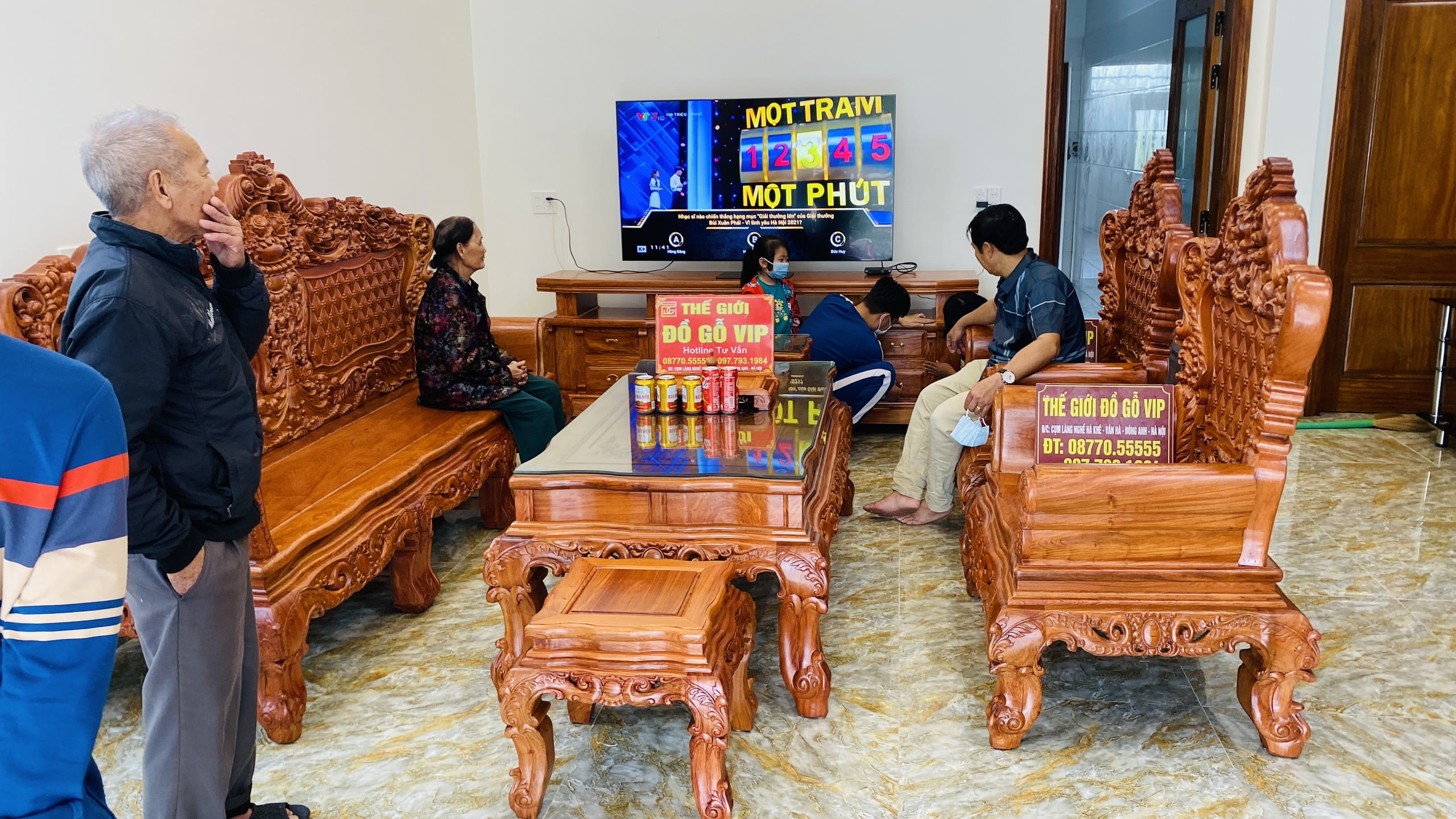 [ 13/3- BÀN GIAO BỘ HOÀNG GIA HOA HỒNG NHÀ CHỊ NHUNG- BẮC GIANG]