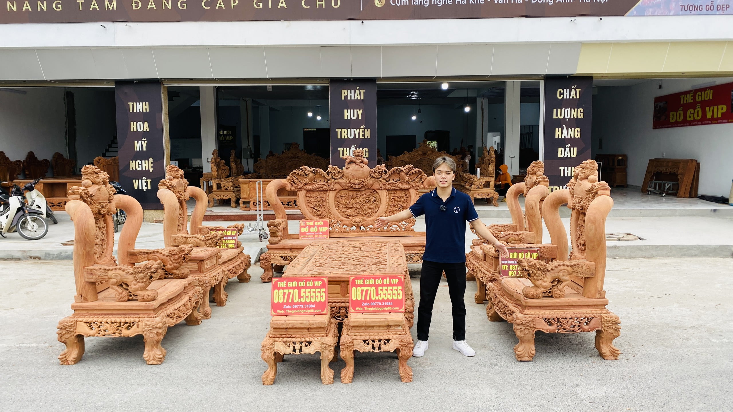 𝑻𝑯𝑬̂́ 𝑮𝑰𝑶̛́𝑰 𝑫𝑶̂̀ 𝑮𝑶̂̃ 𝑽𝑰𝑷 xin giới thiệu bộ bàn ghế Nghê Bảo Đỉnh Phượng Xòe cột 16 chân 16 mẫu mới 𝟐𝟎𝟐𝟐