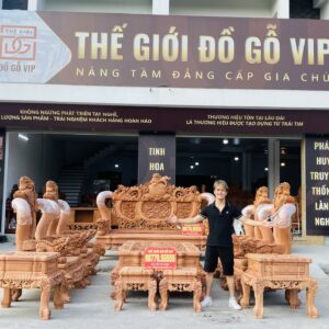 Bộ Bàn Ghế Hoàng Gia Nguyên Khối Tay Cong Vip Chân 22 - Gỗ Hương Đá