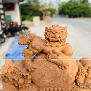 Bộ Bàn Ghế Nghê Hoàng Đế cột 18 chân 20 - Gỗ Hương Đá