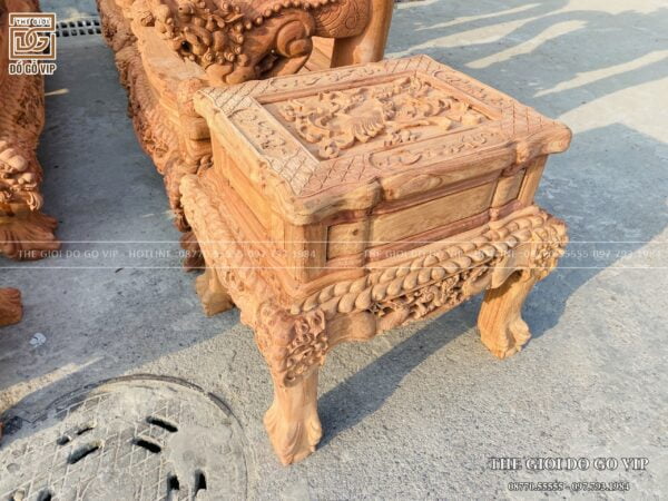 Bộ Bàn Ghế Hoàng Gia Nguyên Khối Tay Cong Vip Chân 22 - Gỗ Hương Đá
