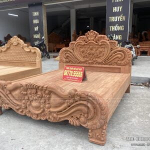 Giường hoàng gia Louis