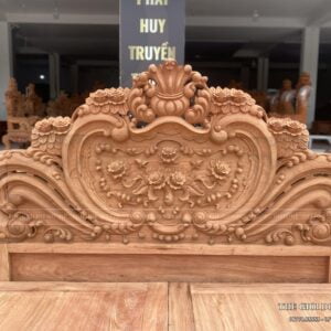 Giường hoàng gia Louis