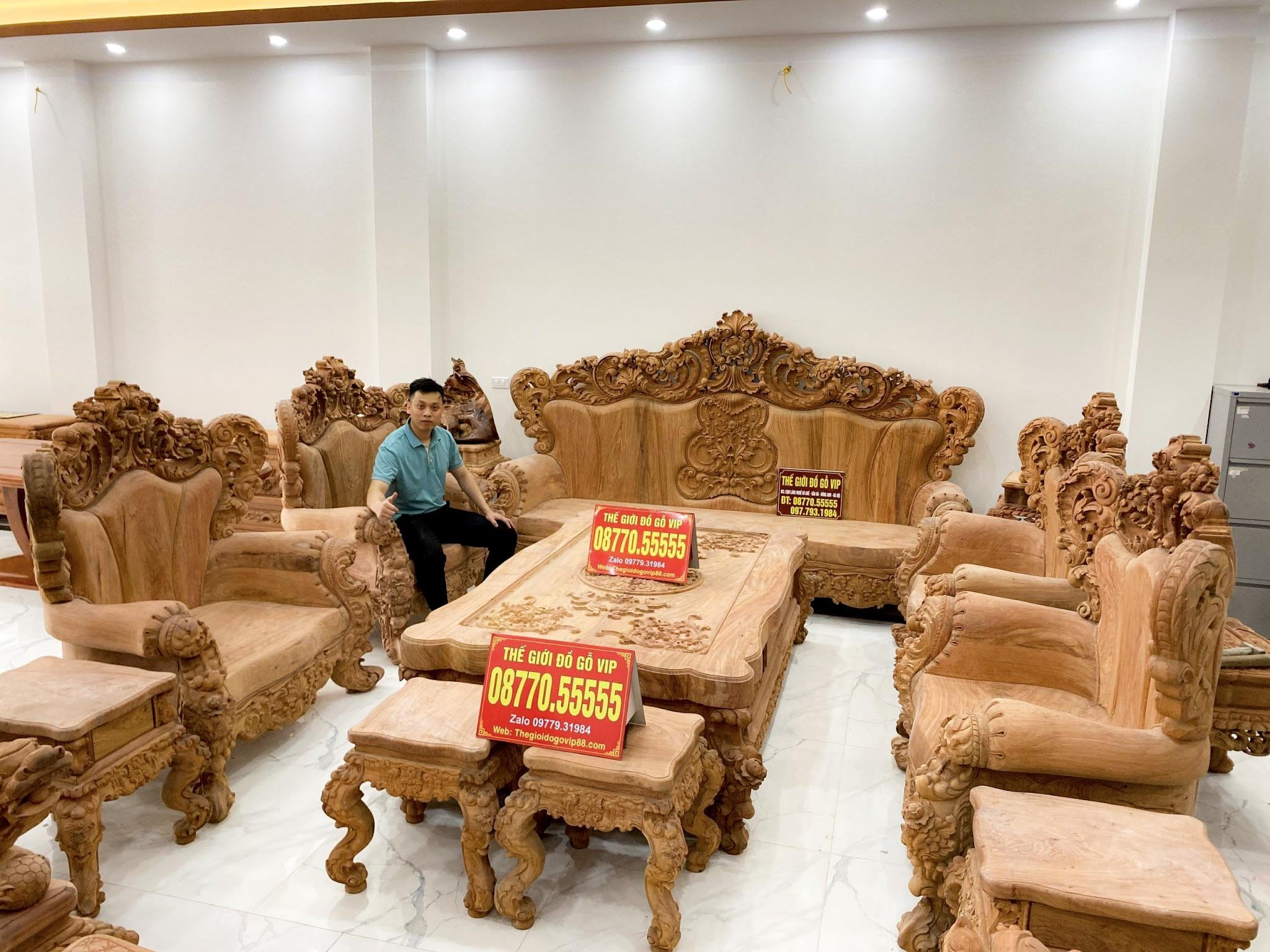 Bộ Bàn Ghế Hoàng Gia Nguyên Khối Tay Cong Vip Chân 22 - Gỗ Hương Đá
