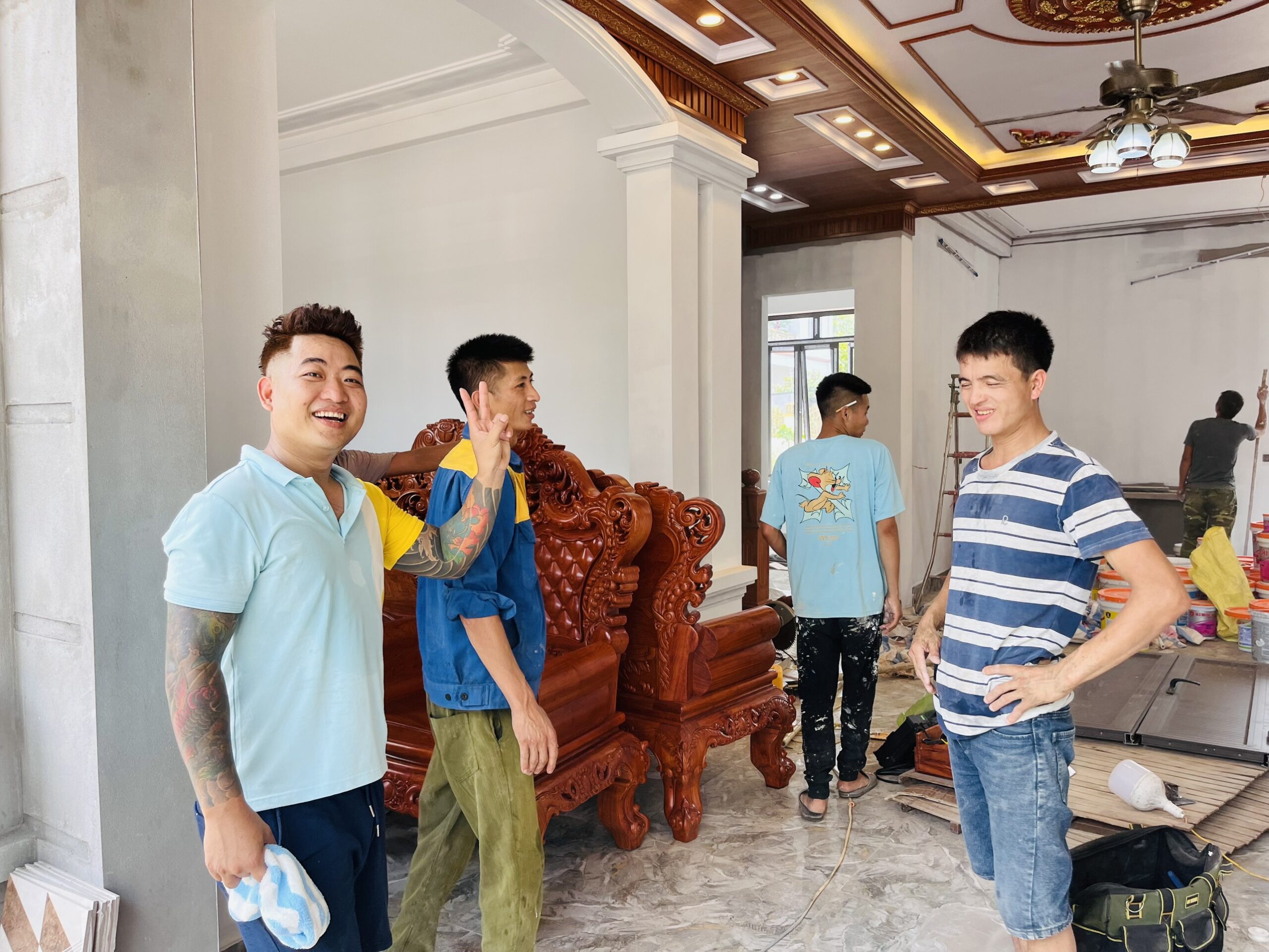 [16/7]BÀN GIAO COMBO BÀN GHẾ CHO A HƯỚNG Ở SÓC SƠN