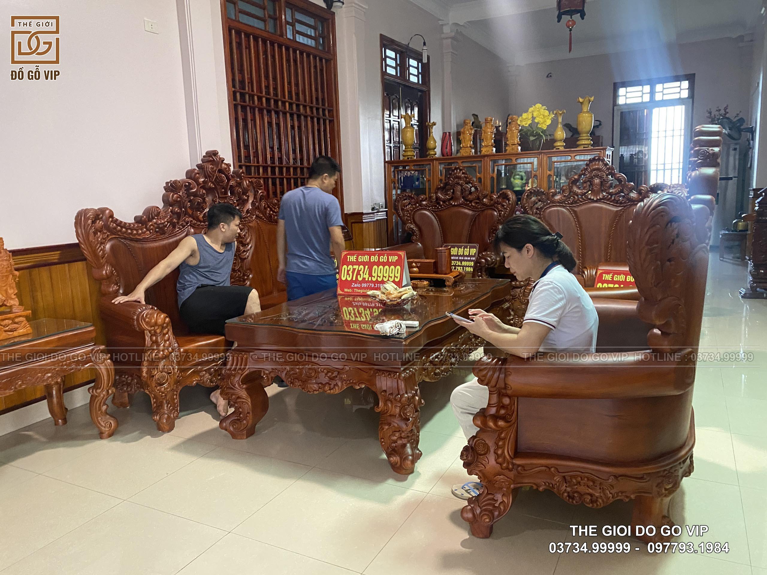 [13/9] BÀN GIAO BỘ HOÀNG GIA CHO CHỊ HUYỀN