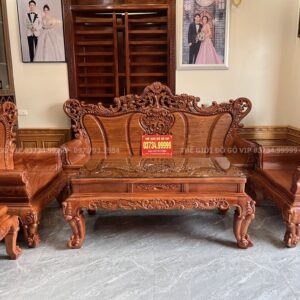 Bộ Sản Phẩm Bàn Ghế Hoàng Gia Hoa Hồng: Sự Hòa Quyện Tinh Tế Của Vẻ Đẹp Và Đẳng Cấp