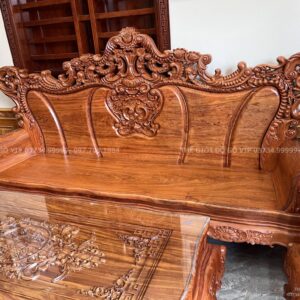 Bộ Sản Phẩm Bàn Ghế Hoàng Gia Hoa Hồng: Sự Hòa Quyện Tinh Tế Của Vẻ Đẹp Và Đẳng Cấp