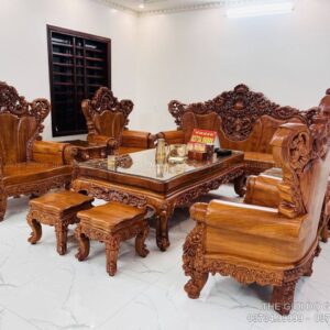 Hoàng gia nguyên khối hương đá
