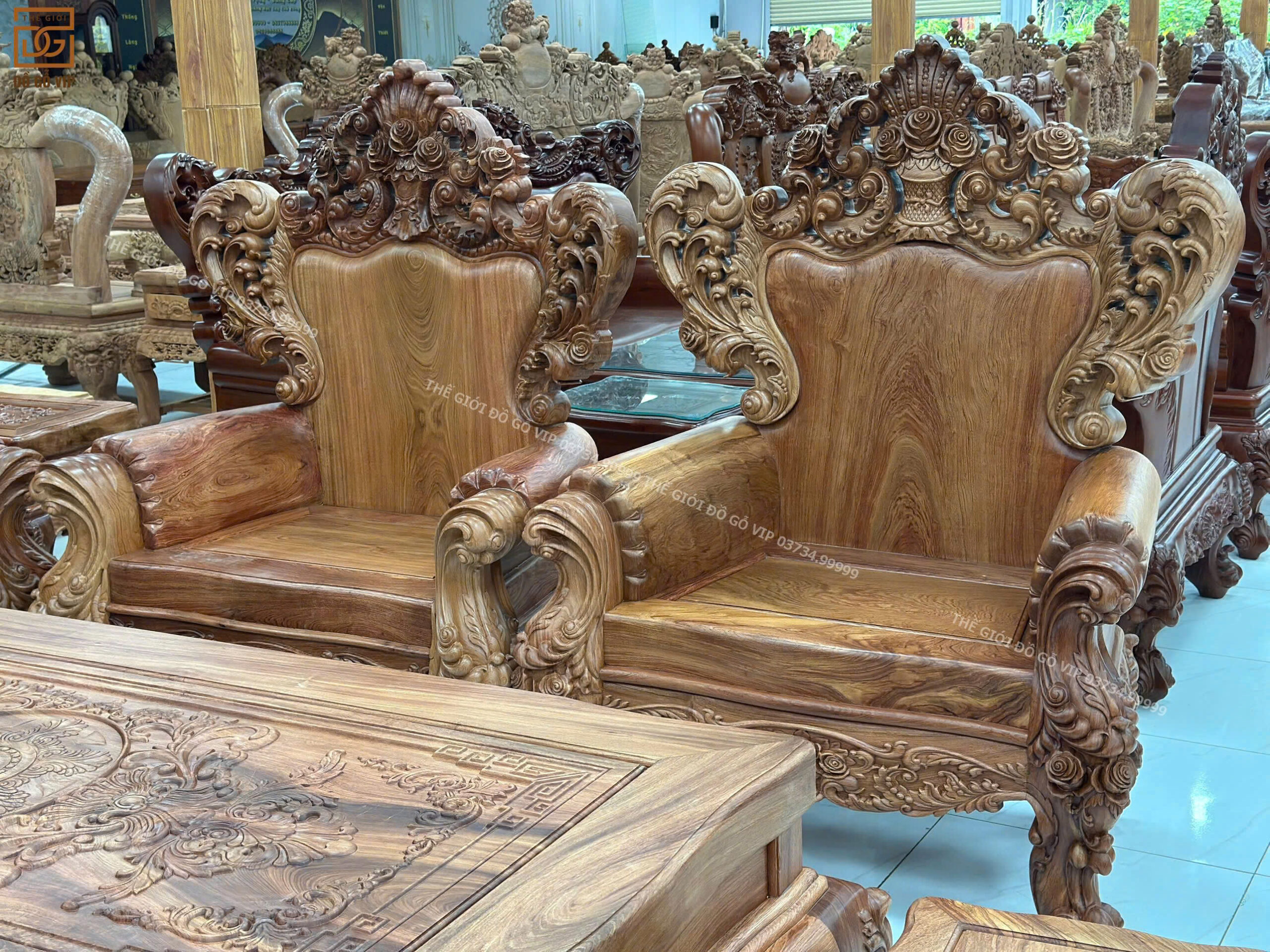 Hoàng Gia Giả Nguyên Khối Hương Đá
