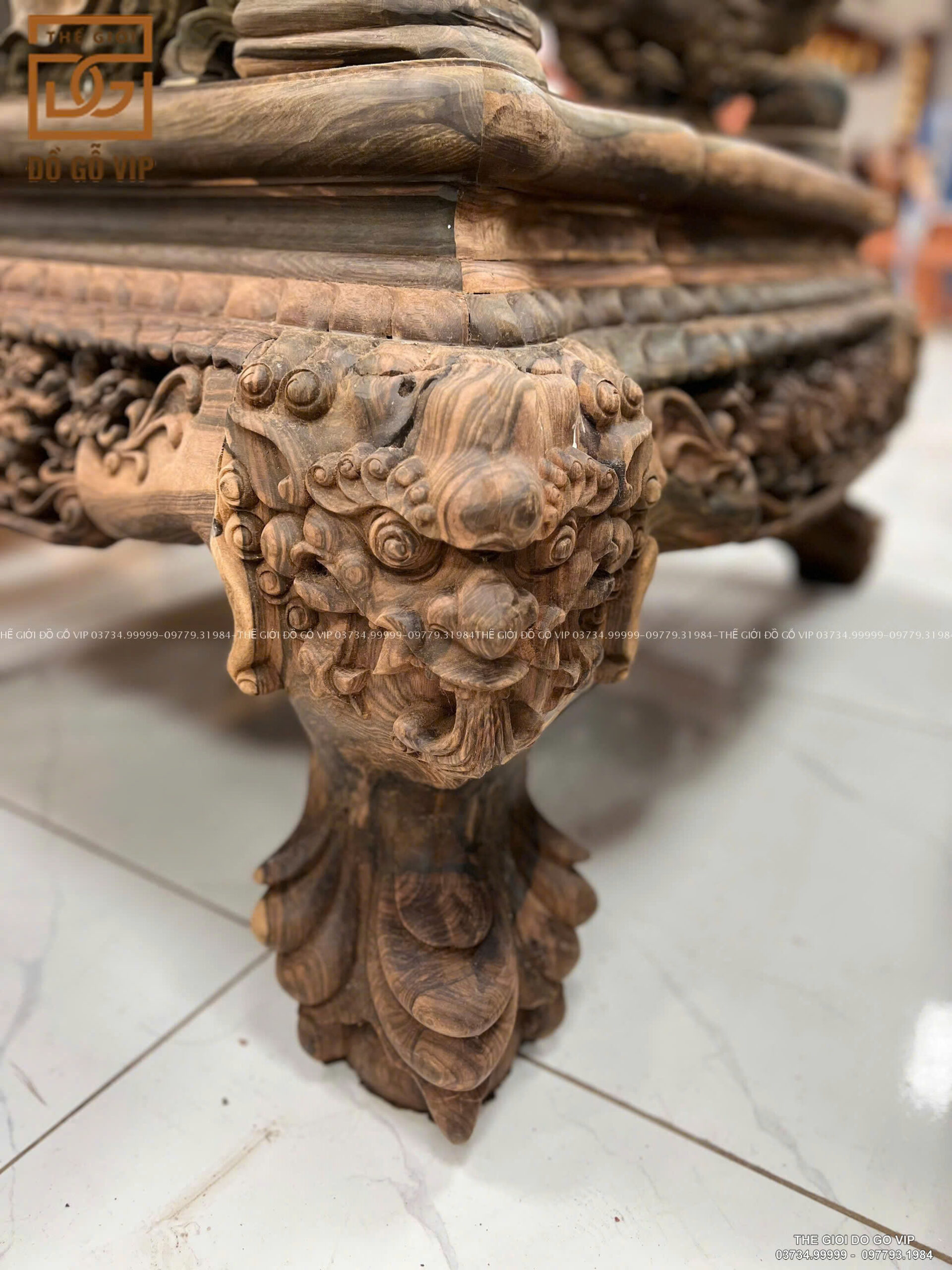 Bộ Bàn Ghế Nghê Gỗ Mun Lào