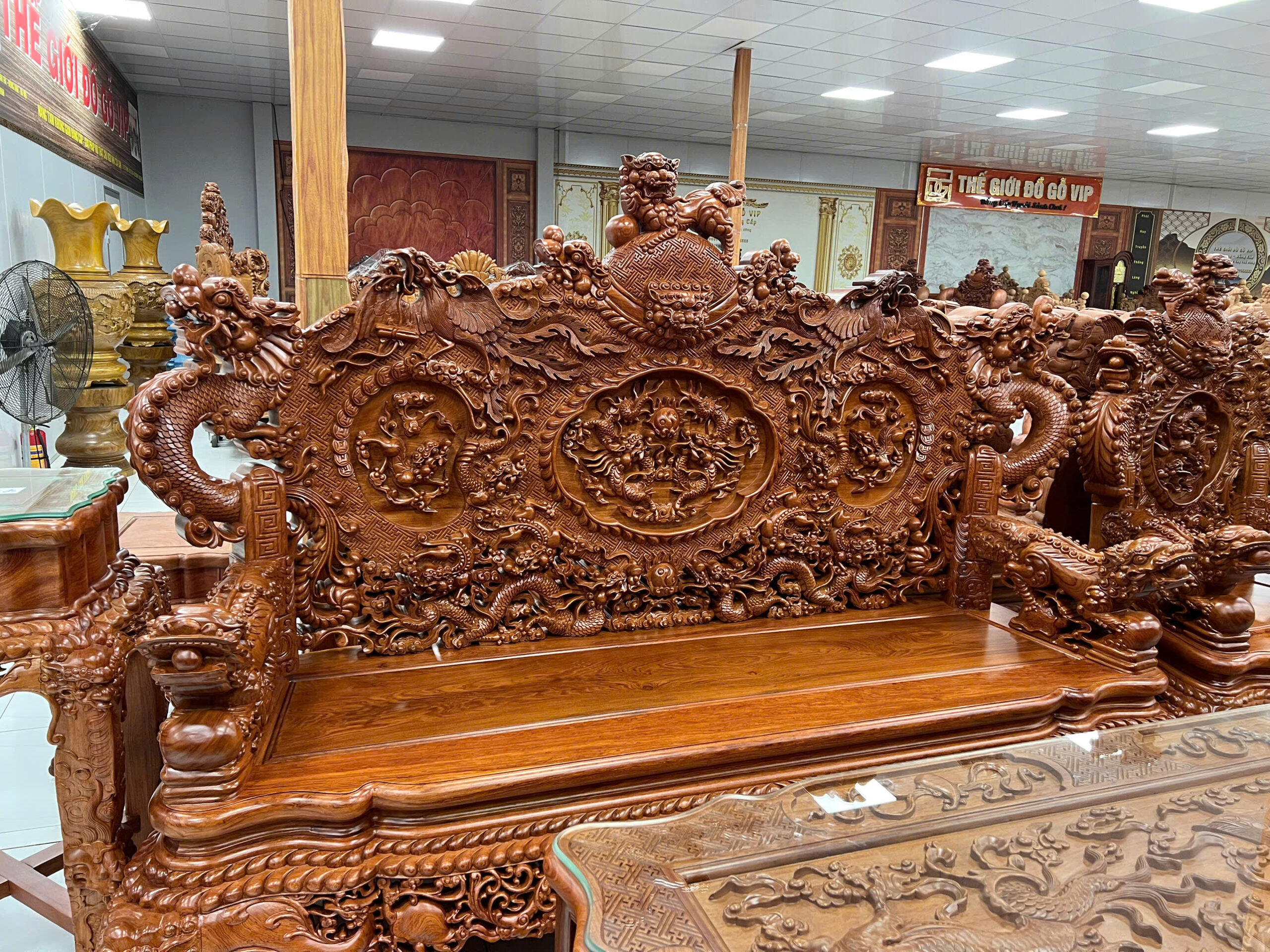 Bộ Bàn Ghế Rồng Đỉnh Gỗ Hương Đá