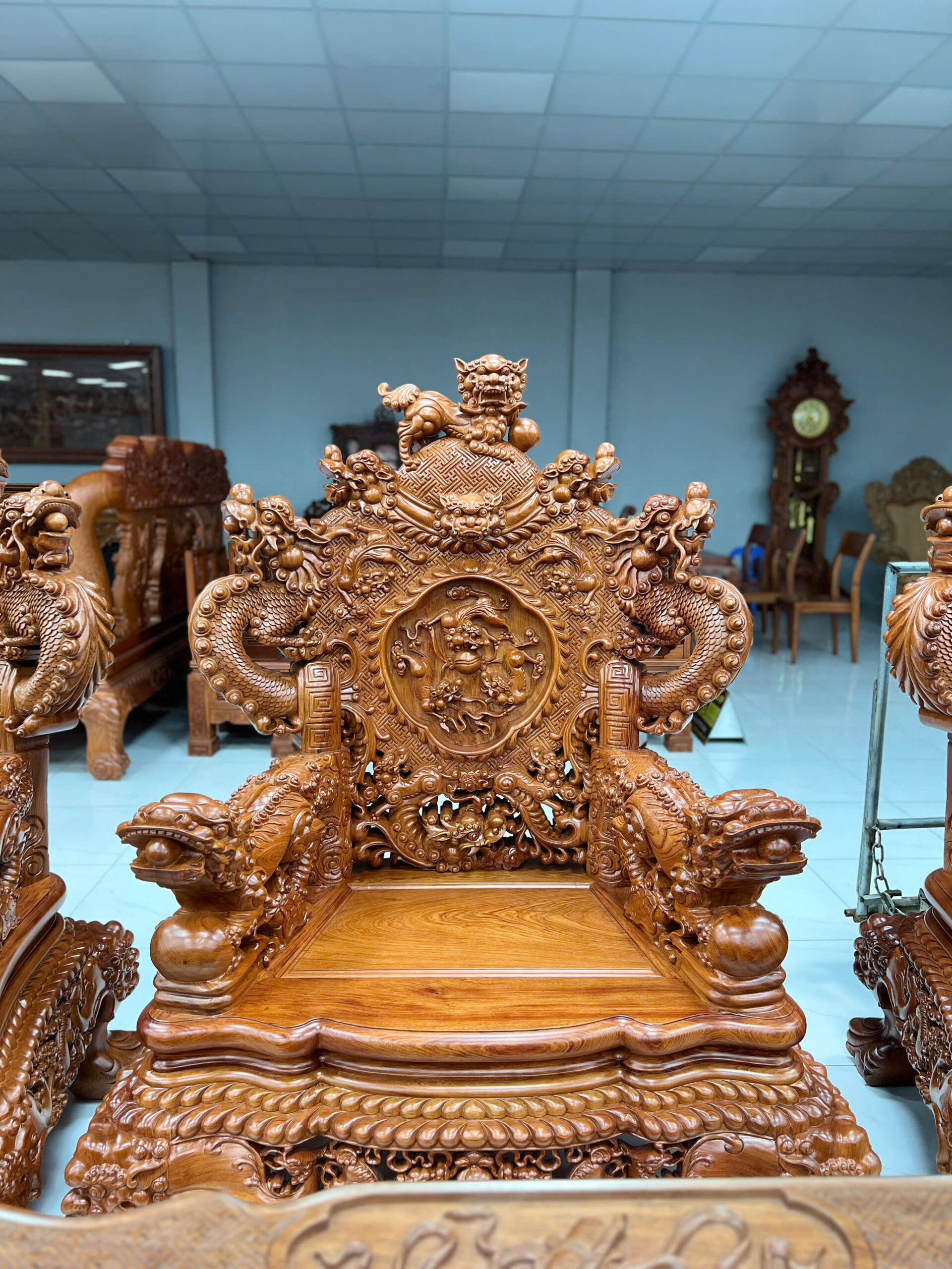 Bộ Bàn Ghế Rồng Đỉnh Gỗ Hương Đá