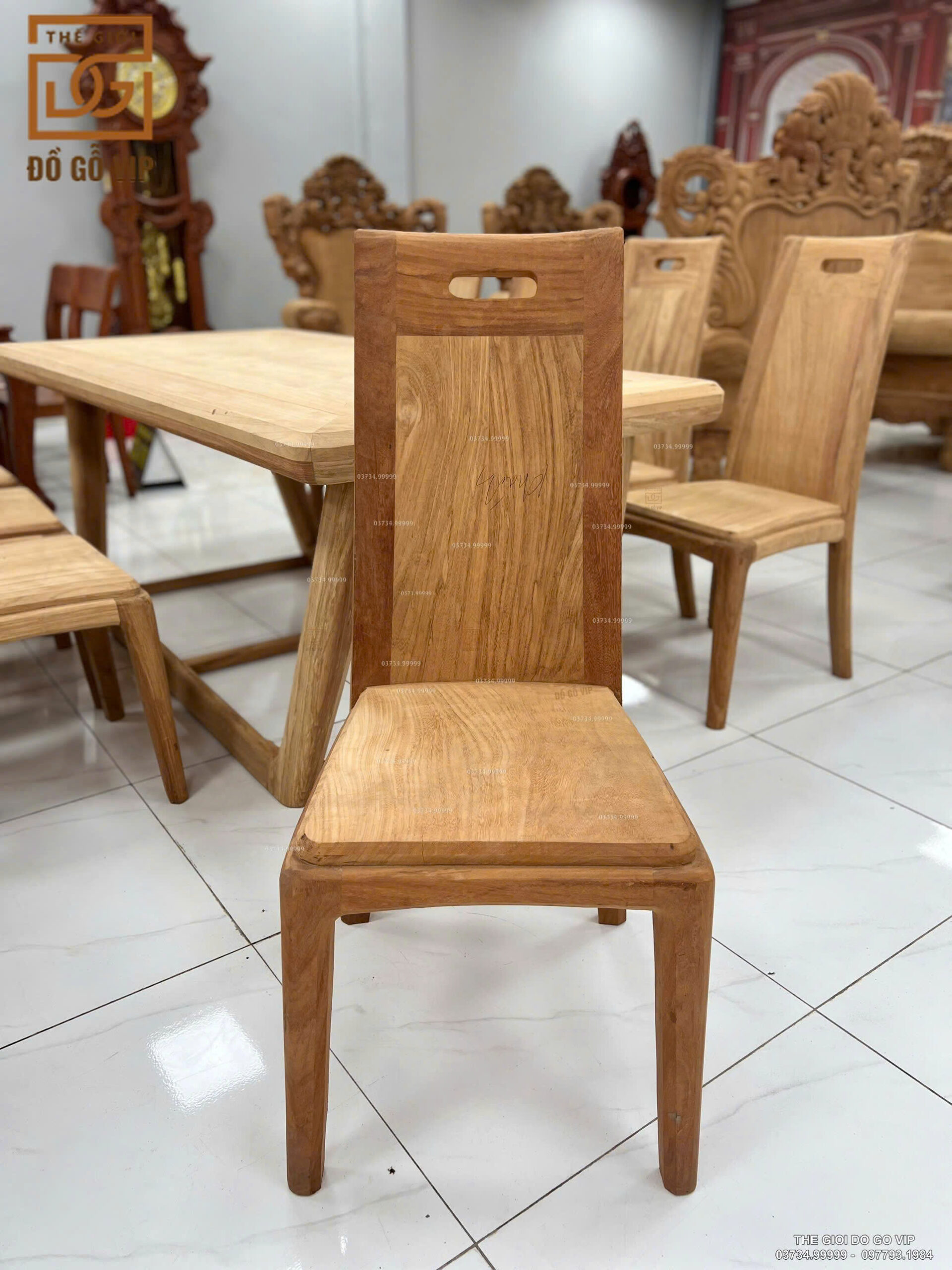 Bàn Ăn Chữ Nhật - 8 Ghế Gỗ Gõ